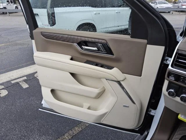 Used 2026 Glacier White Tricoat GMC Denali image 6