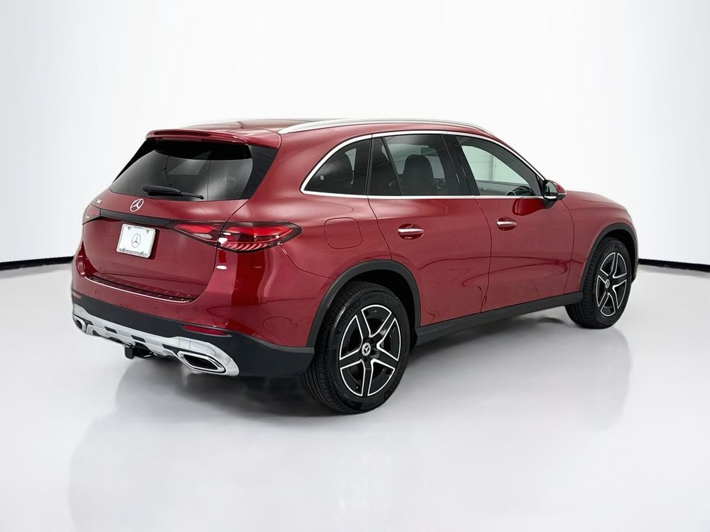 Certified Used 2026 MANUFAKTUR Patagonia Red Metallic Mercedes-Benz GLC 300 image 5