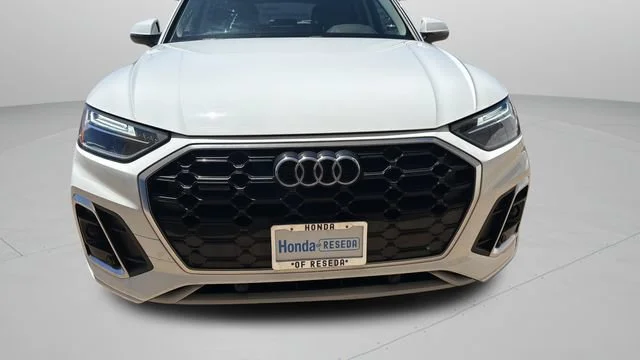 Used 2023 GLACIER WHITE METALLIC Audi S line Premium image 36