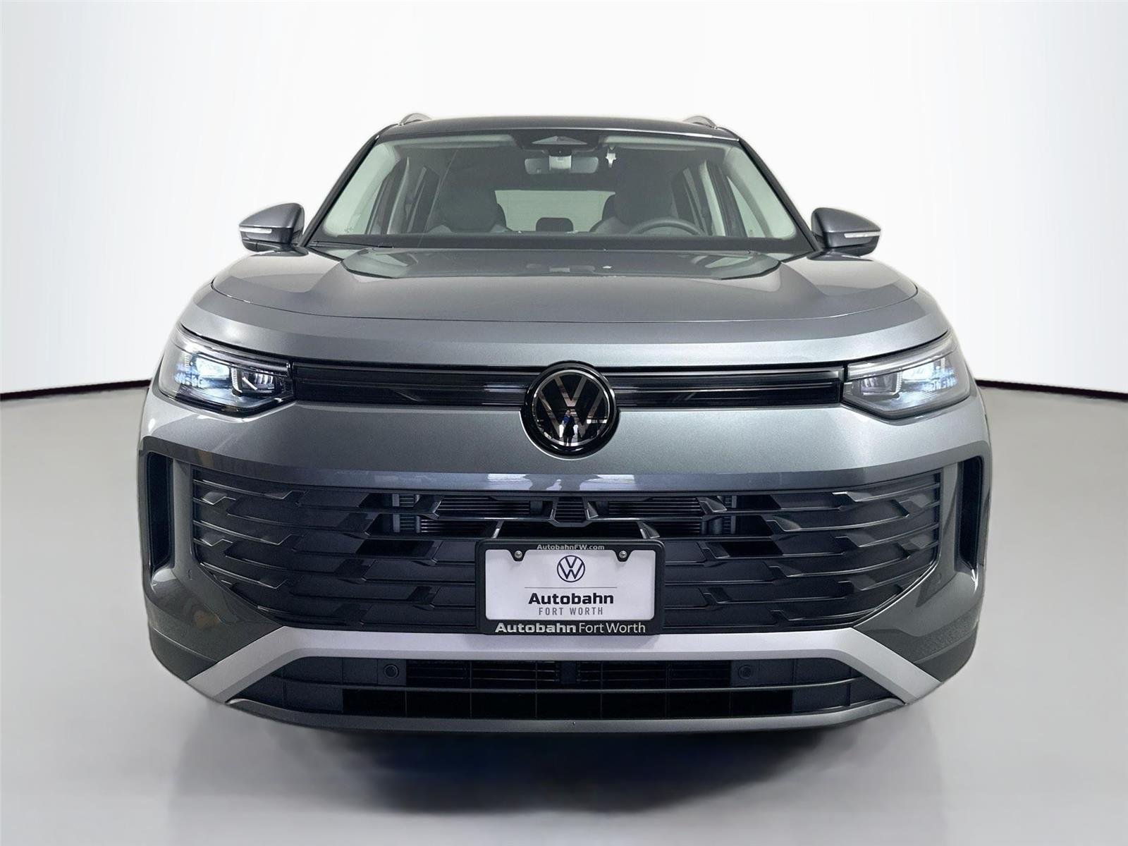 New 2026 Platinum Gray Metallic Volkswagen S image 2