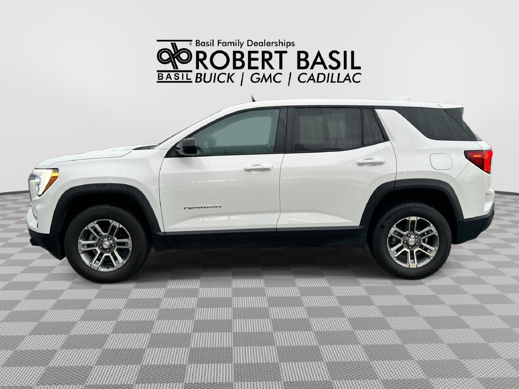 Used 2026 White GMC Elevation image 5