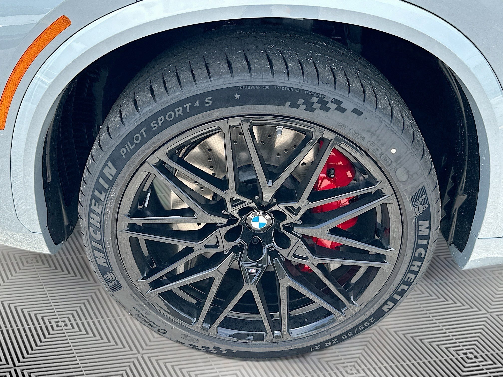 2026 BMW X5 M X5 M - Photo 28