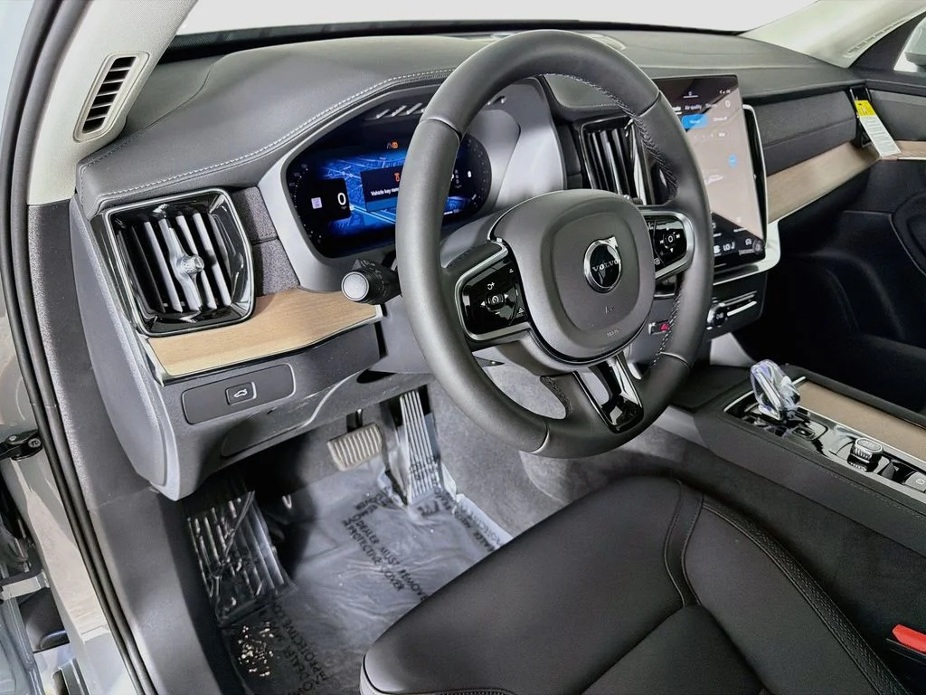 New 2026 Gray Volvo B6 Plus 7-Seater image 9