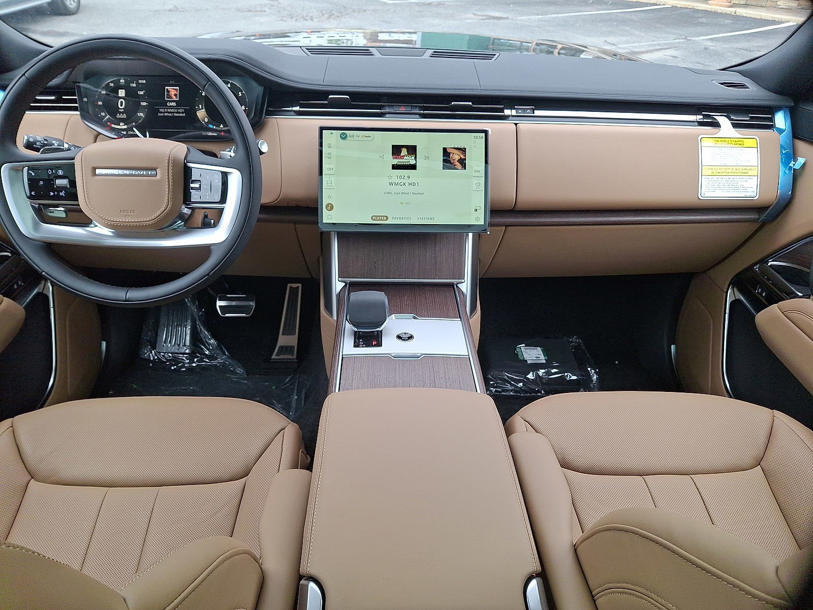 New 2026 Santorini Black LAND ROVER SE image 12