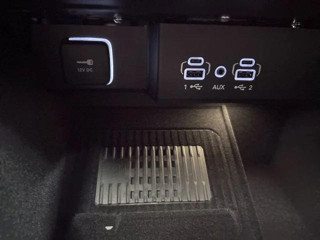 New 2026 High Gloss Black Exterior Paint Jeep Limited Altitude image 29
