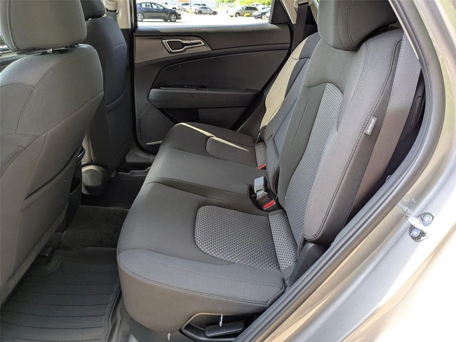 2025 Kia Sportage LX Hybrid - Photo 28