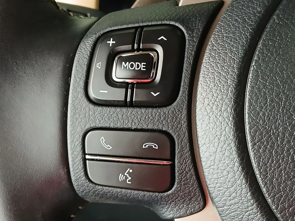 Used 2021 Silver Lexus 300 Base image 28