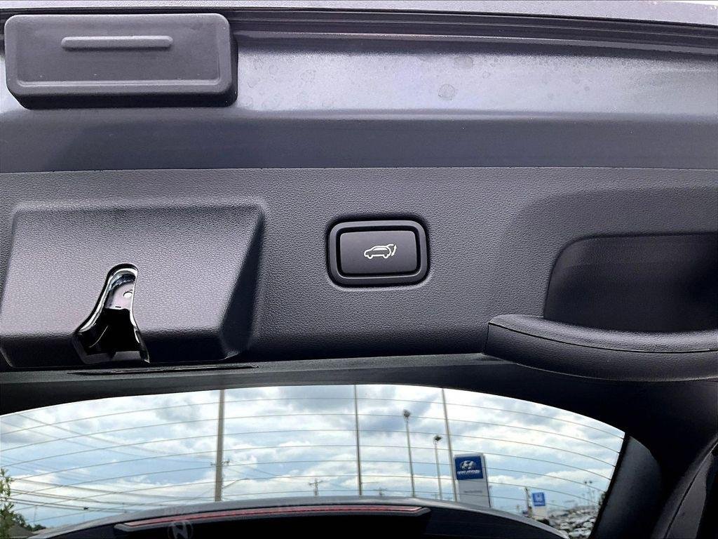New 2026 Gray Hyundai SEL AWD image 16