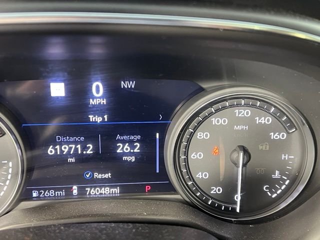 Used 2020  Cadillac Sport image 19