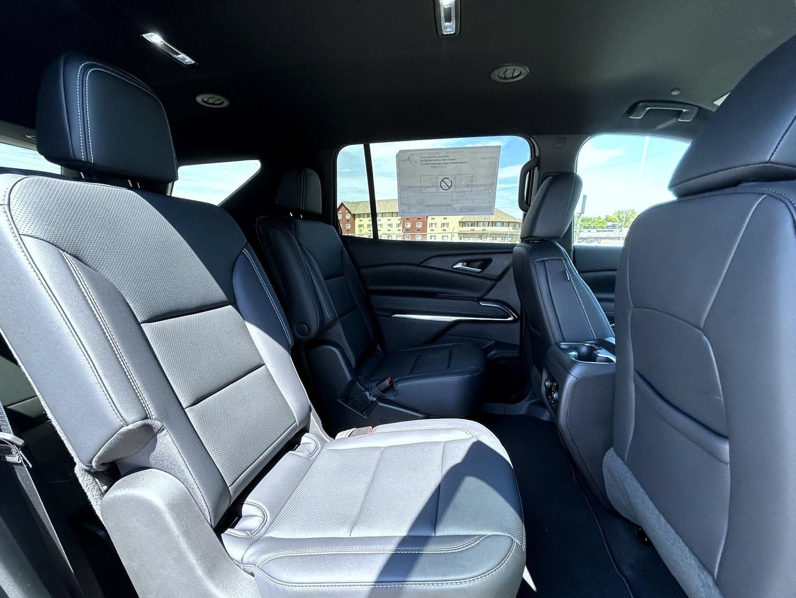 2027 Chevrolet Traverse LT - Photo 19