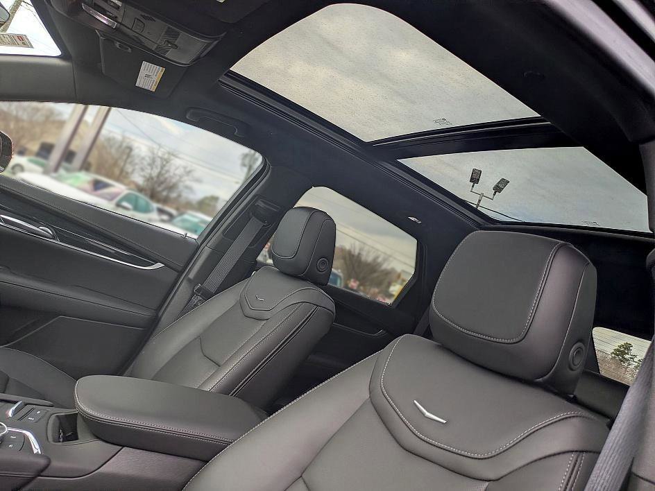 2026 Cadillac XT5 Premium Luxury - Photo 11