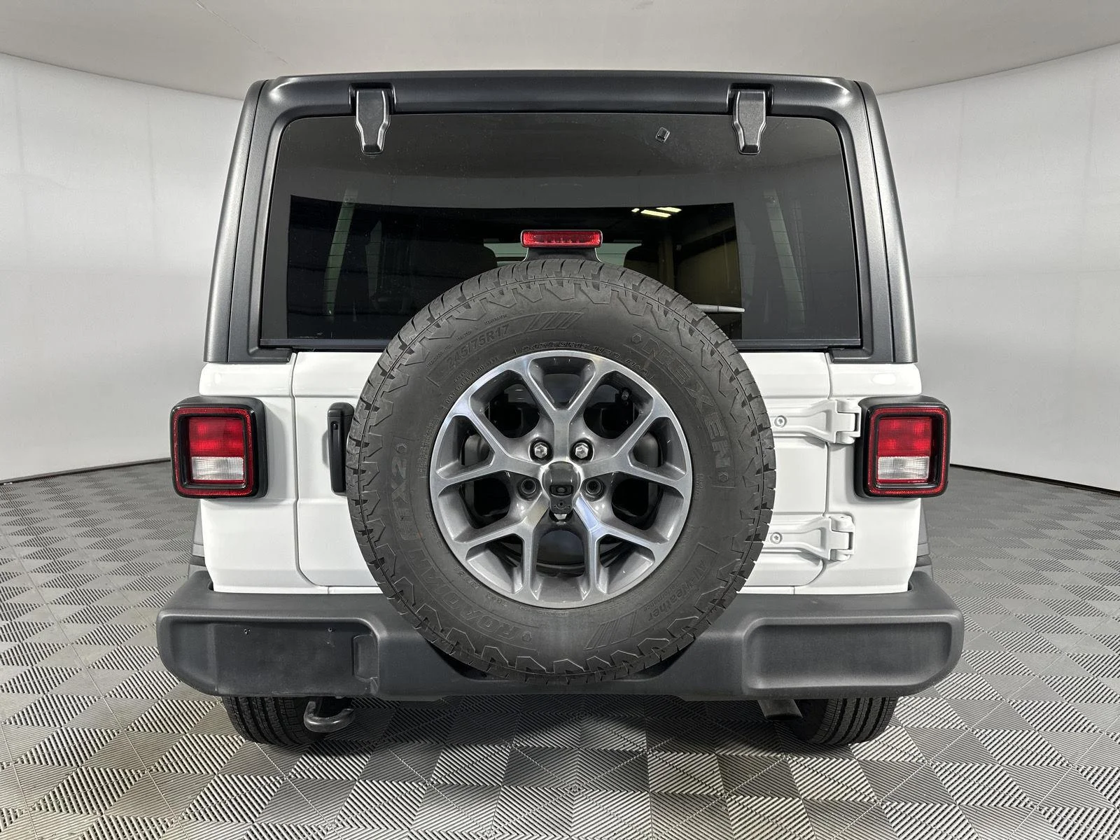 Used 2024 Bright White Clearcoat Jeep Sport S image 22