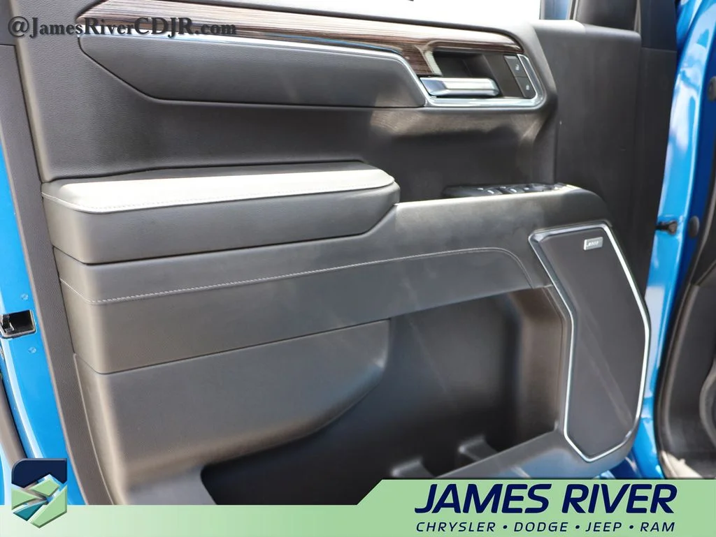 2023 Chevrolet Silverado 1500 RST - Photo 20