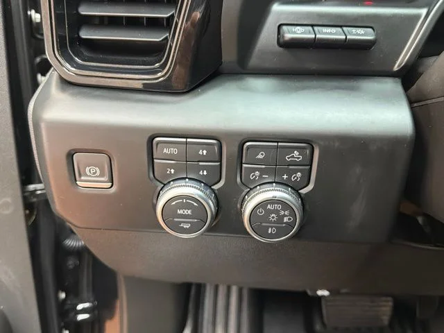 Used 2022 Black GMC AT4 image 26