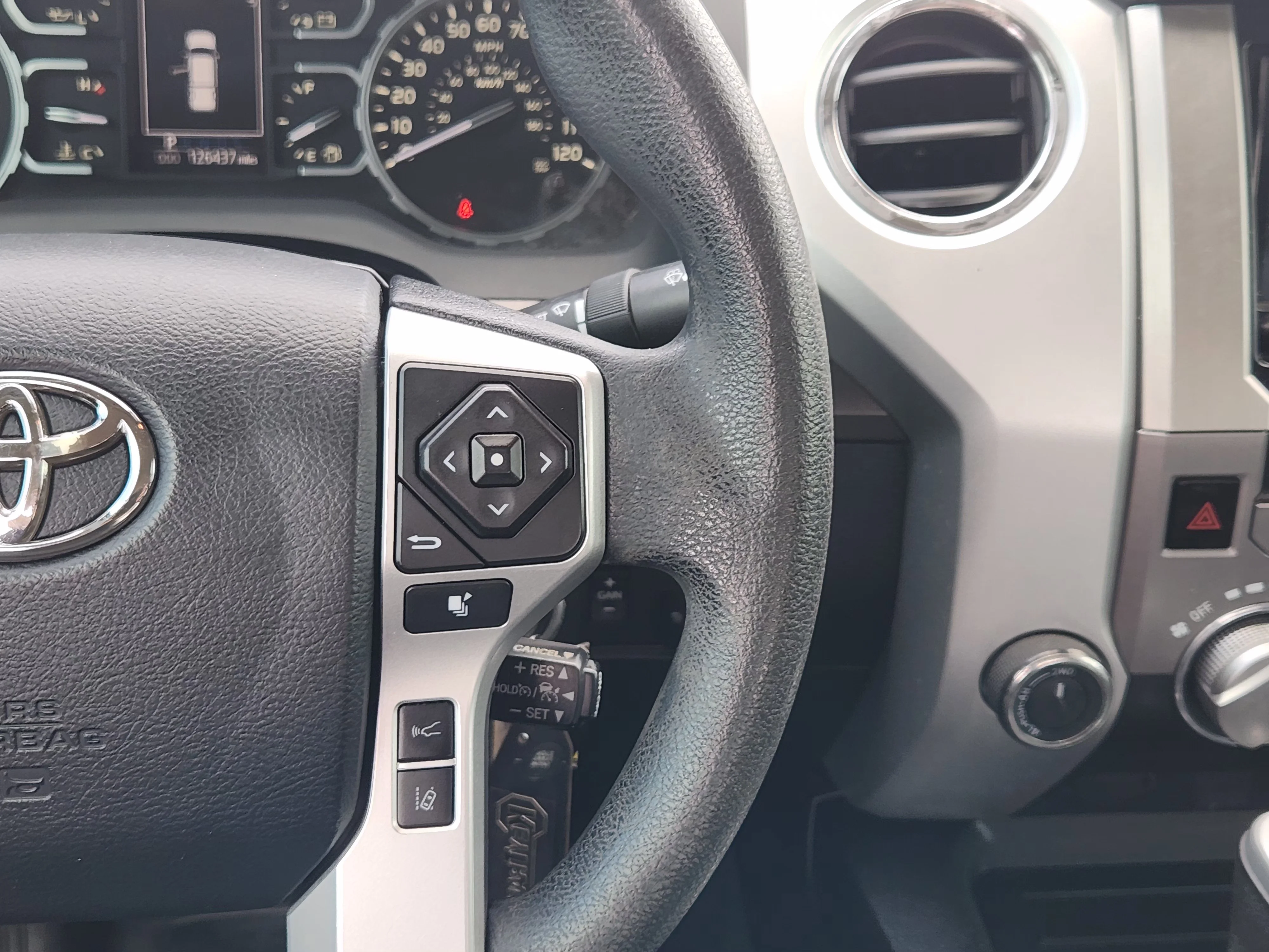 Used 2019  Toyota SR5 image 29