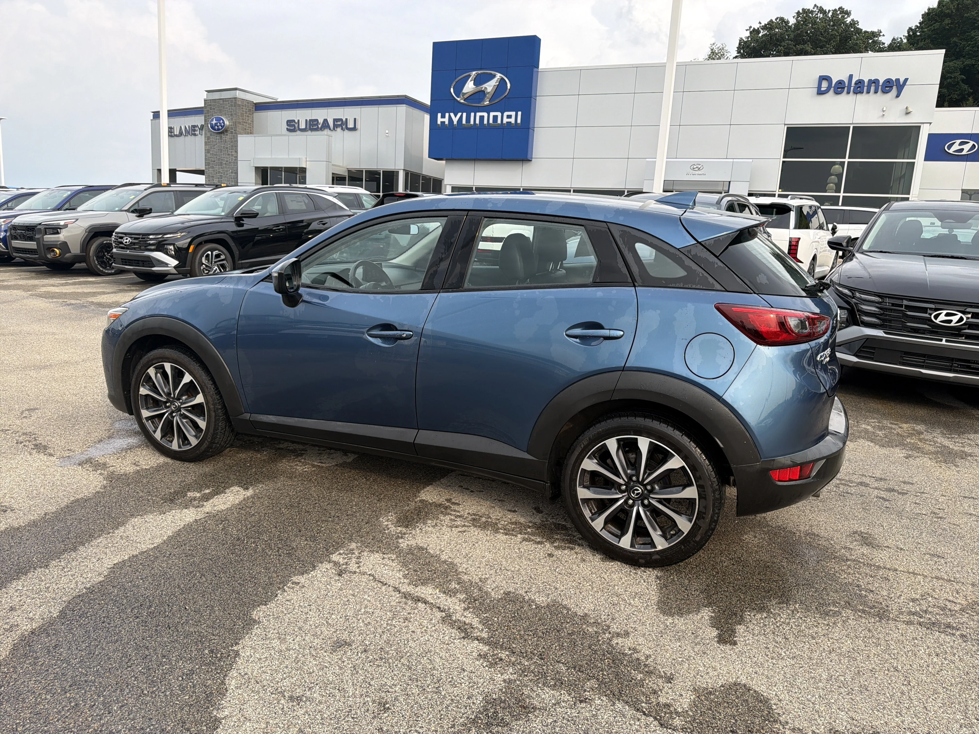 Used 2019 Eternal Blue Mica Mazda Touring image 10