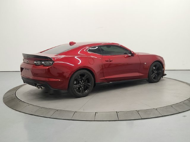 Used 2022 Red Chevrolet SS image 8