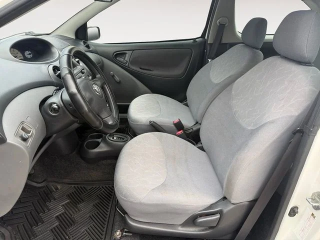 2004 Toyota Echo Base - Photo 9