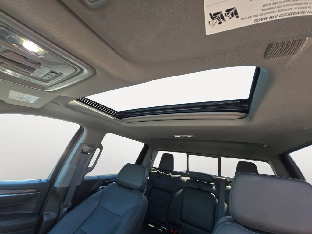 Used 2023 Summit White Chevrolet LTZ image 12