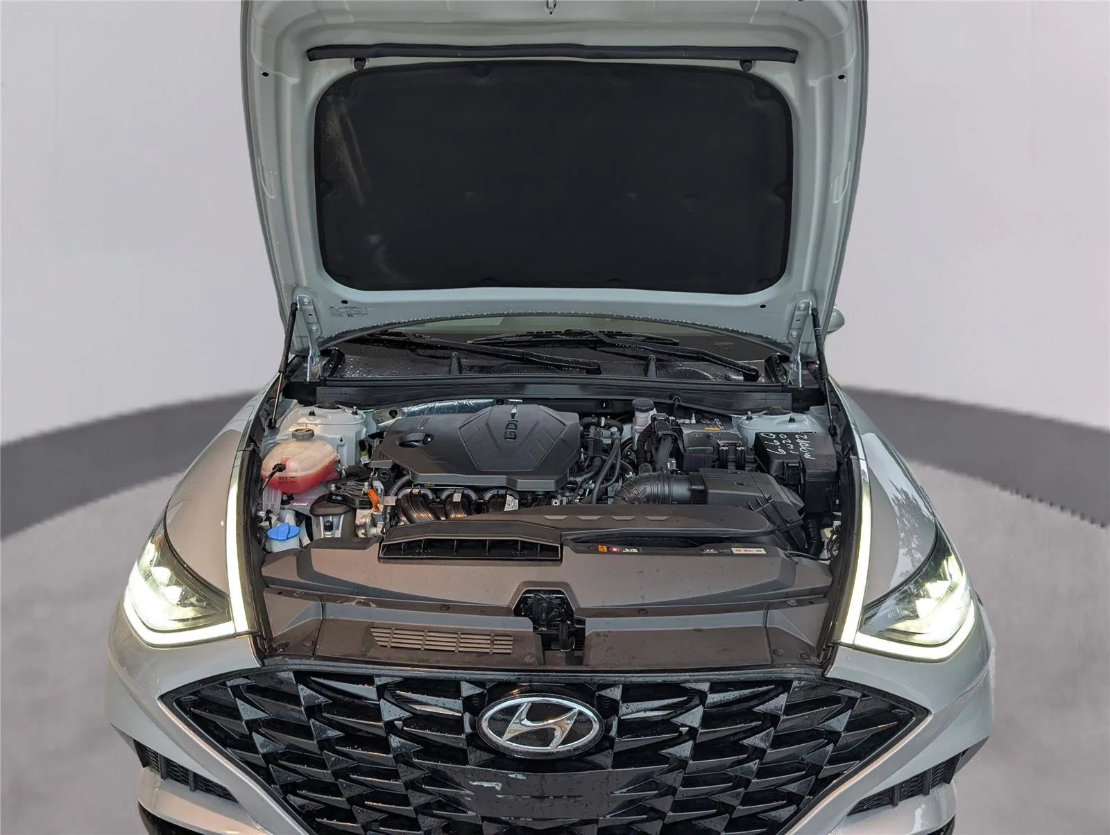 Used 2023 Curated Silver Hyundai SEL image 31