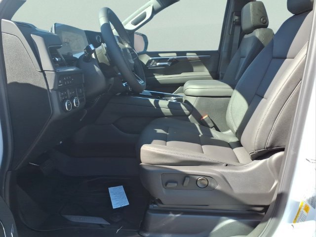 New 2027 Summit White Chevrolet LT image 17
