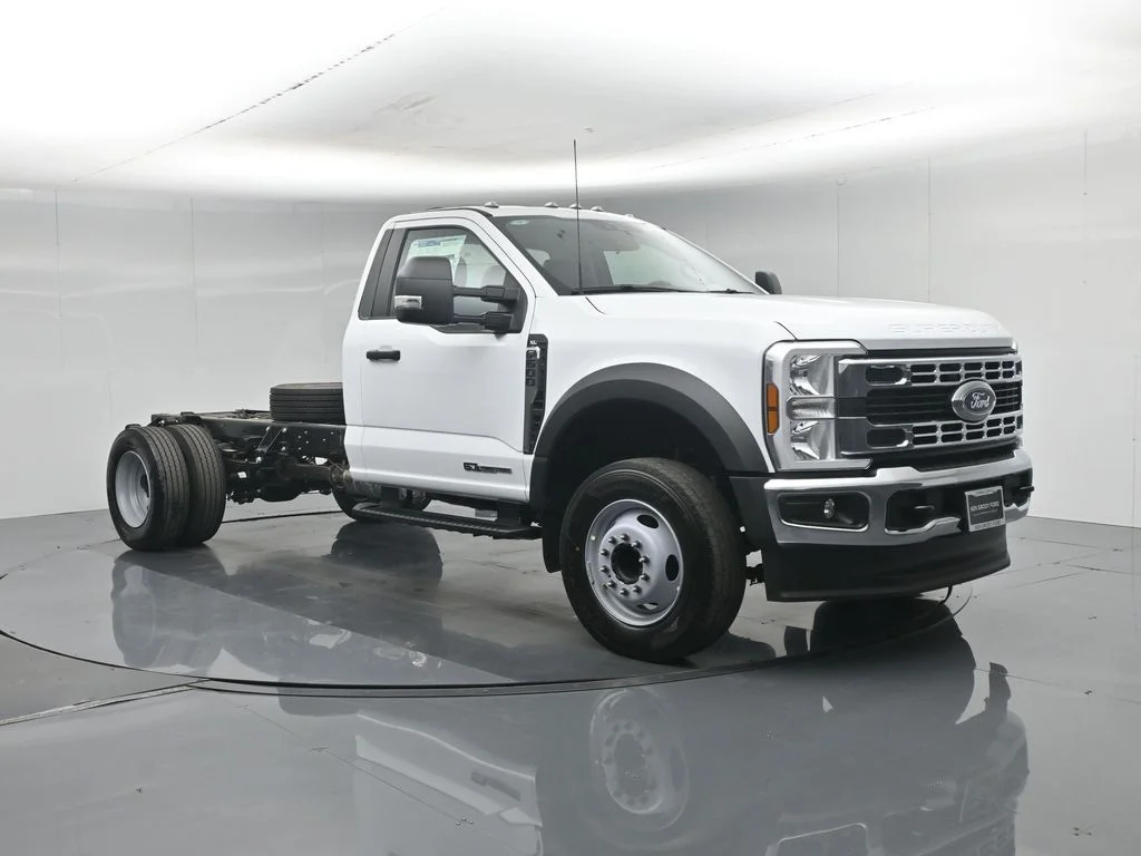 New 2026 Oxford White Ford XL image 49