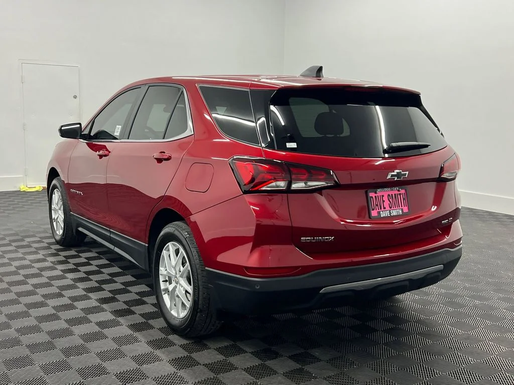 2024 Chevrolet Equinox LT - Photo 3