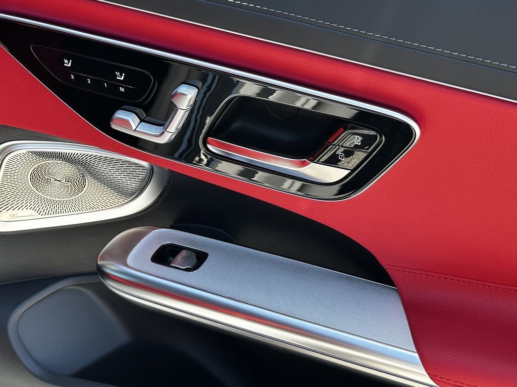 New 2026 MANUFAKTUR Alpine Grey Mercedes-Benz CLE 300 image 17