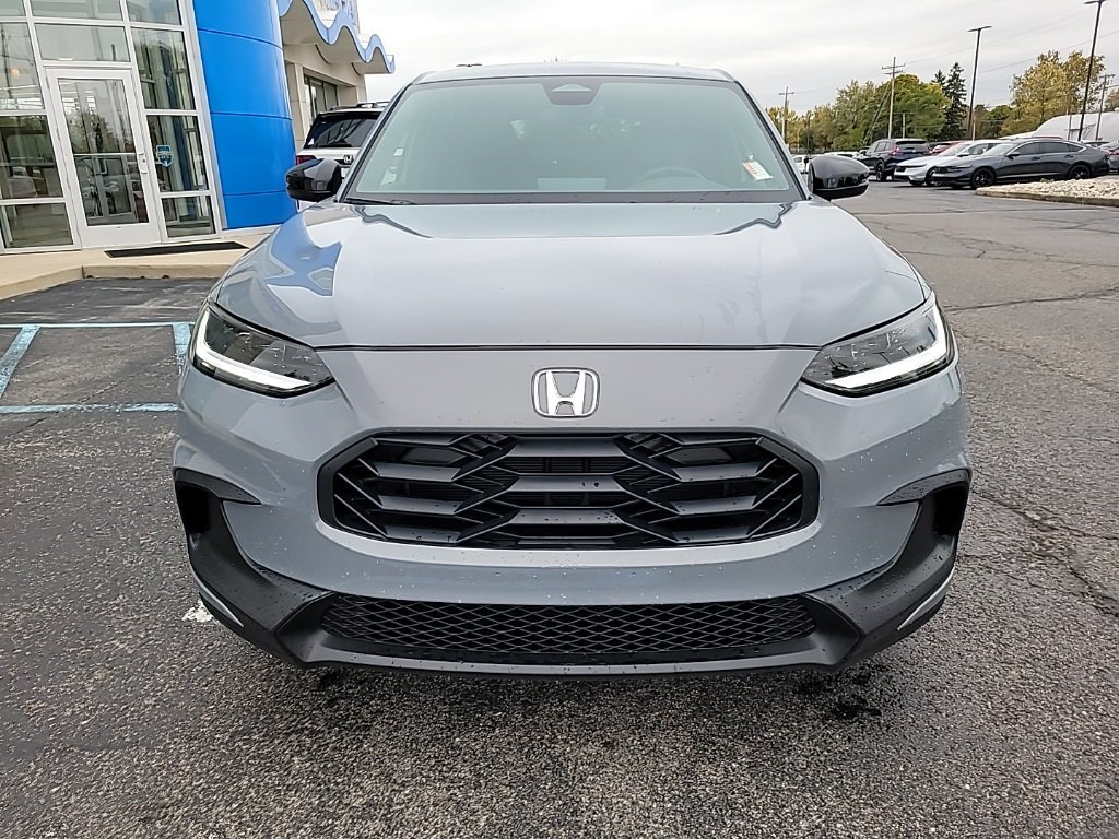 2025 Honda HR-V Sport photo 2