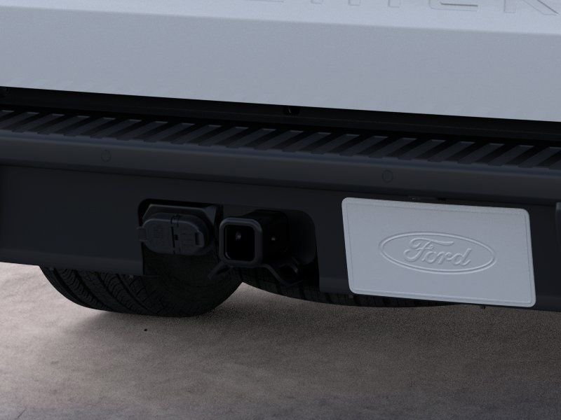 New 2026 Space White Metallic Ford XLT image 25