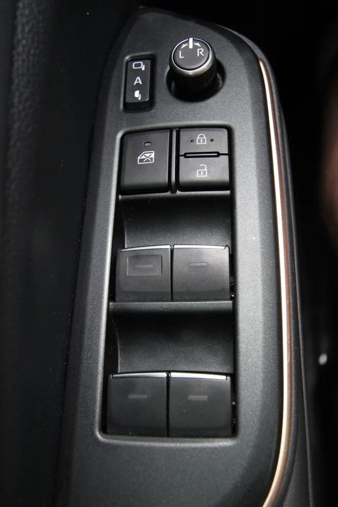 Used 2023 Black Toyota XLE image 22