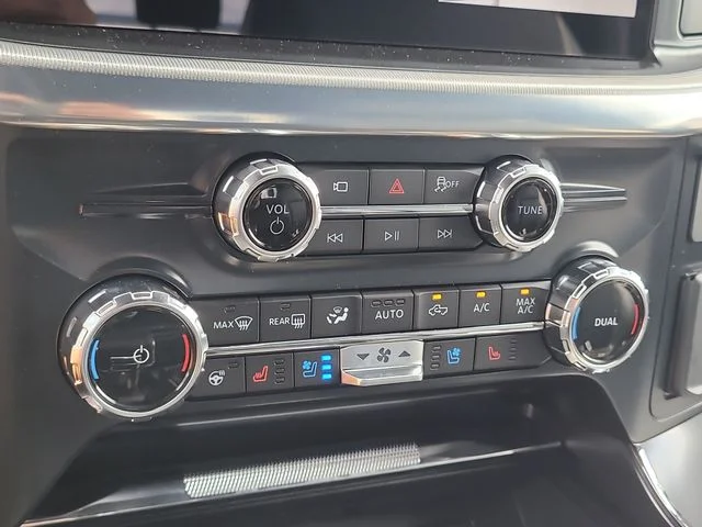New 2026 Black Metallic Ford Lariat image 25