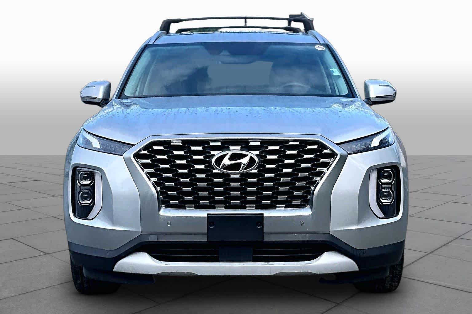 Used 2021 Typhoon Silver Hyundai SEL image 4