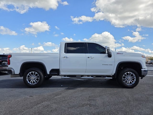 Used 2024 Summit White Chevrolet LTZ image 7
