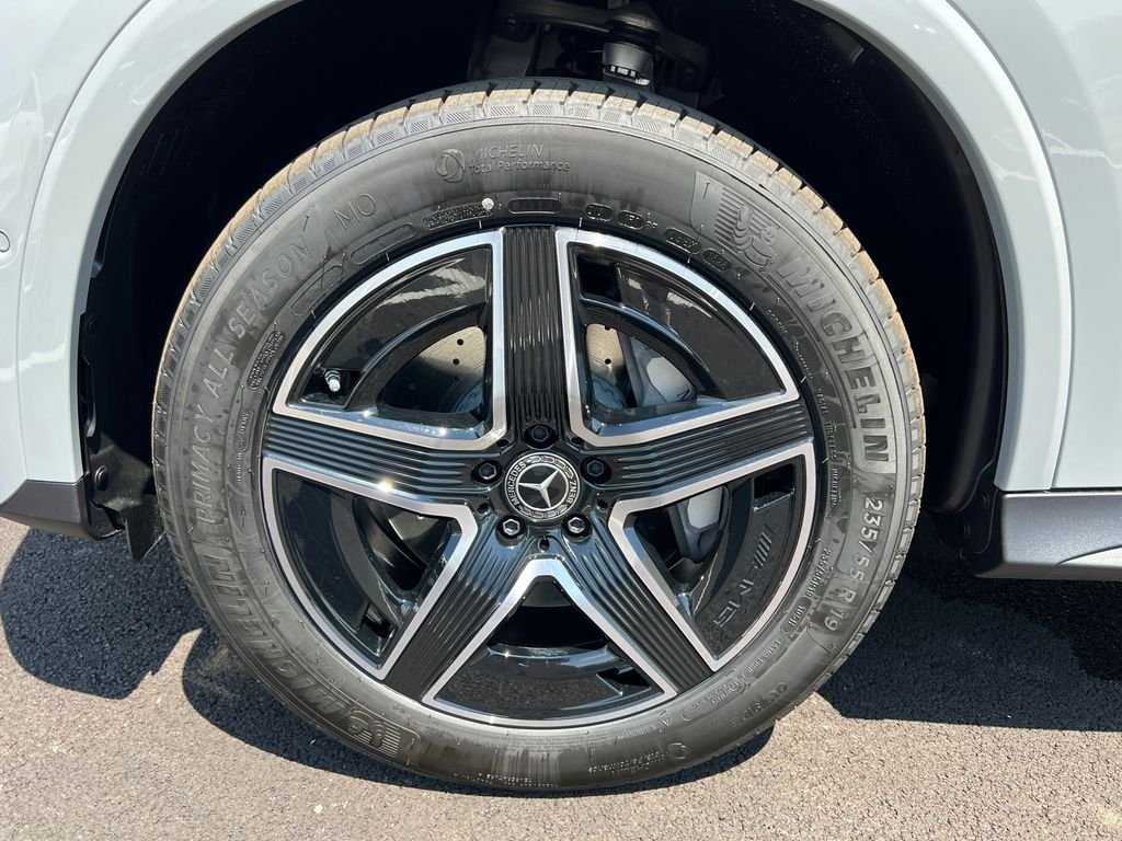 New 2026 MANUFAKTUR Alpine Grey Mercedes-Benz GLC300 image 30