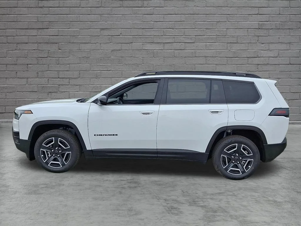 New 2026 Bright White Clearcoat Jeep Laredo image 5