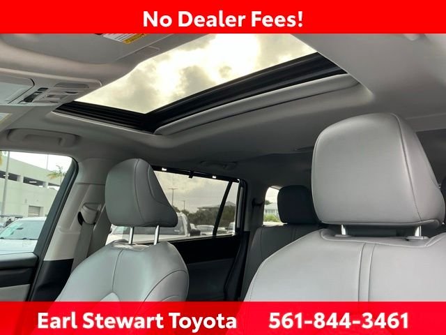 Certified Used 2025 Silver Toyota XLE image 27