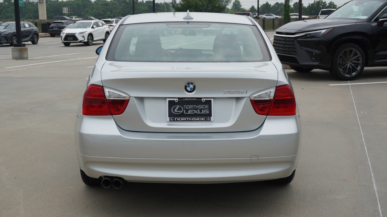 Used 2006 Silver BMW 325i image 7