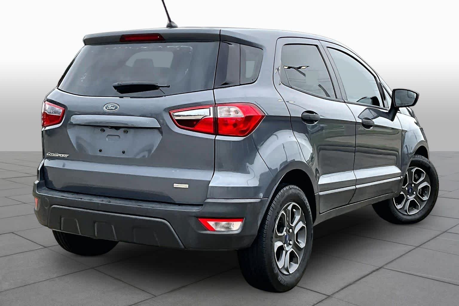 Used 2018 Smoke Metallic Ford S image 13
