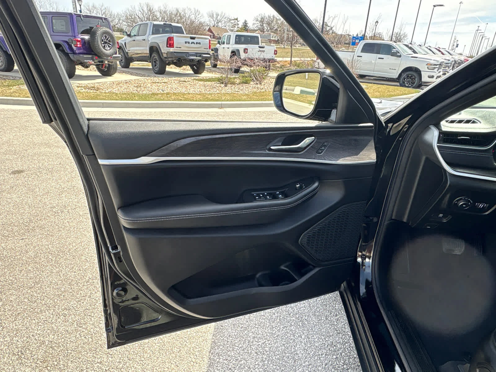 2025 Jeep Grand Cherokee L Limited - Photo 19