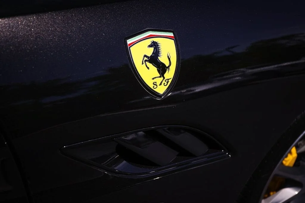 Used 2011 Nero Daytona Ferrari Base image 17