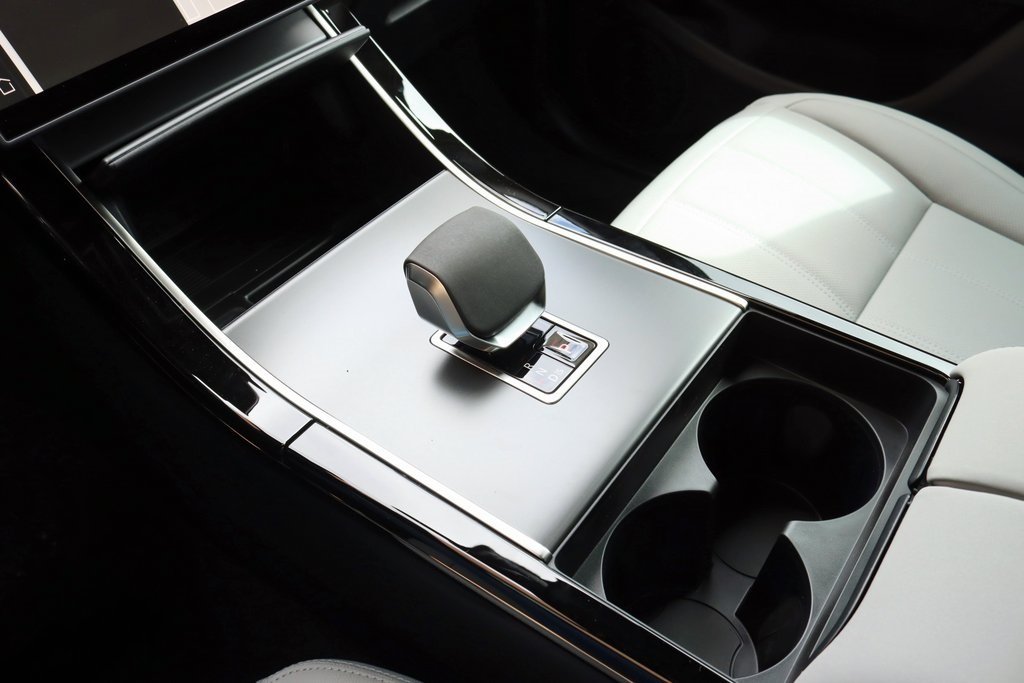 2026 LAND ROVER RANGE ROVER EVOQUE - Image 26