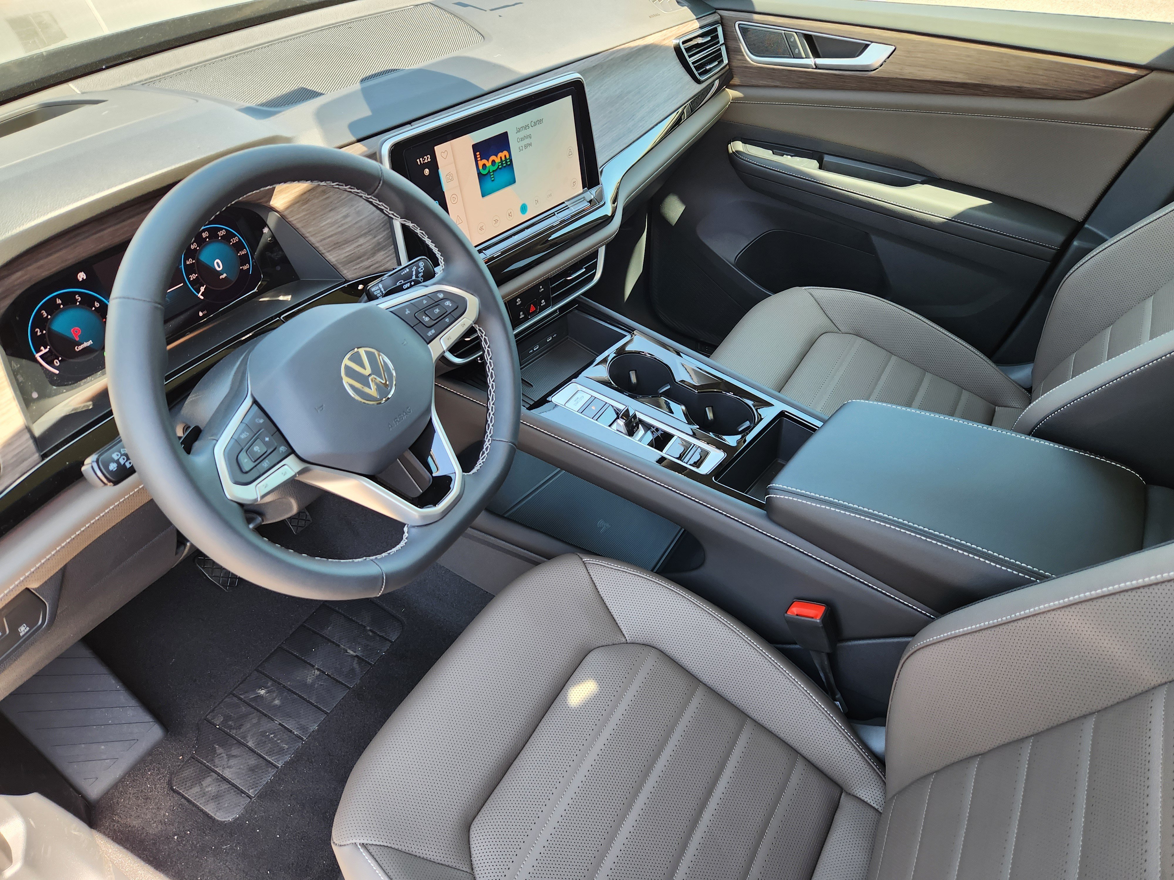 New 2026 Green Volkswagen 2.0T SEL image 10