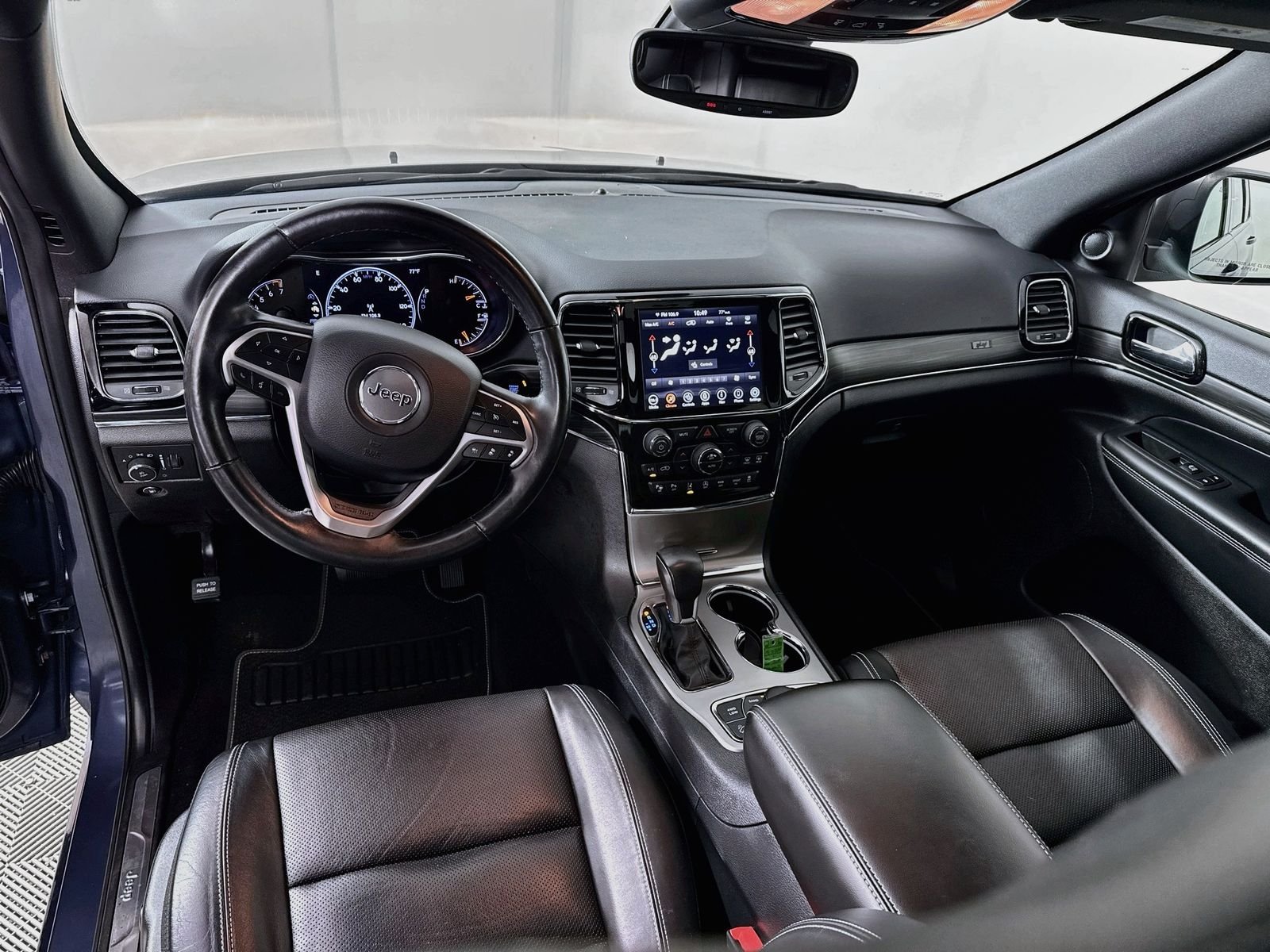 Used 2021 Blue Jeep Limited image 19