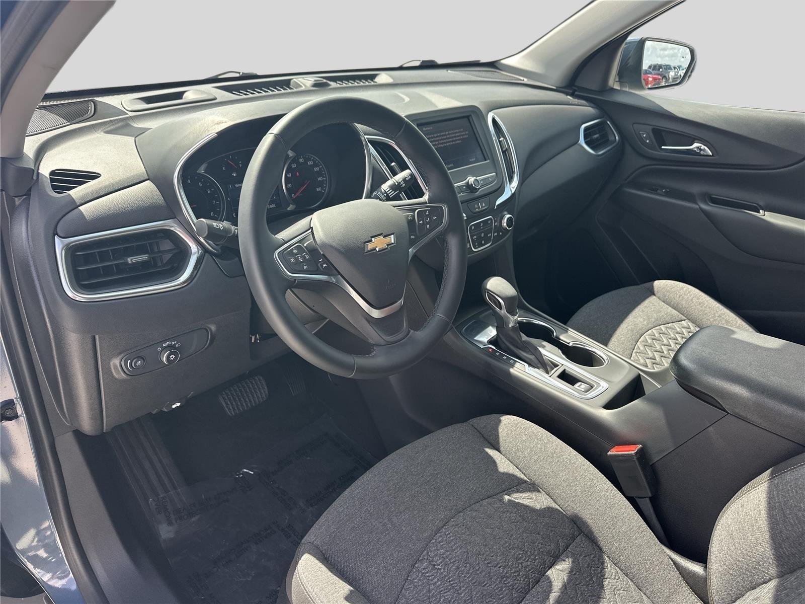 Used 2024 Lakeshore Blue Metallic Chevrolet LT image 8