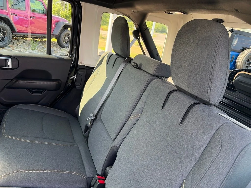 Used 2025 Black Jeep Sahara 4xe image 15