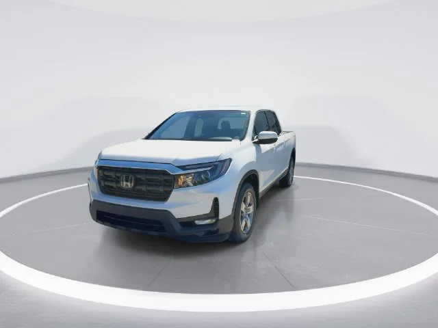 Used 2024  Honda RTL image 3