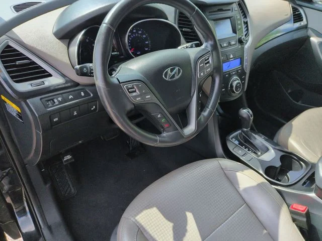 Used 2014 Black Hyundai Base image 10