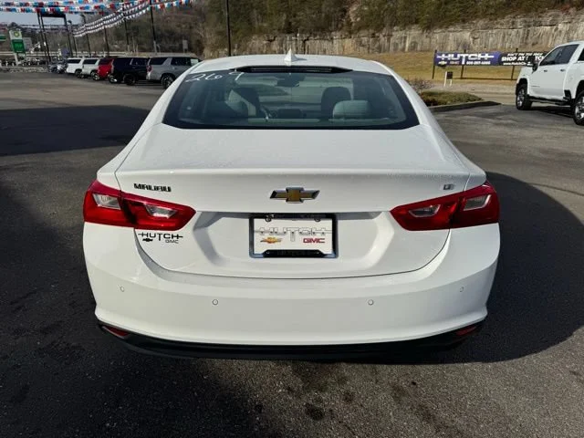 Used 2025 Summit White Chevrolet 1LT image 7