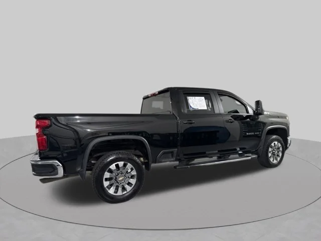 Used 2026 White Chevrolet LT image 14